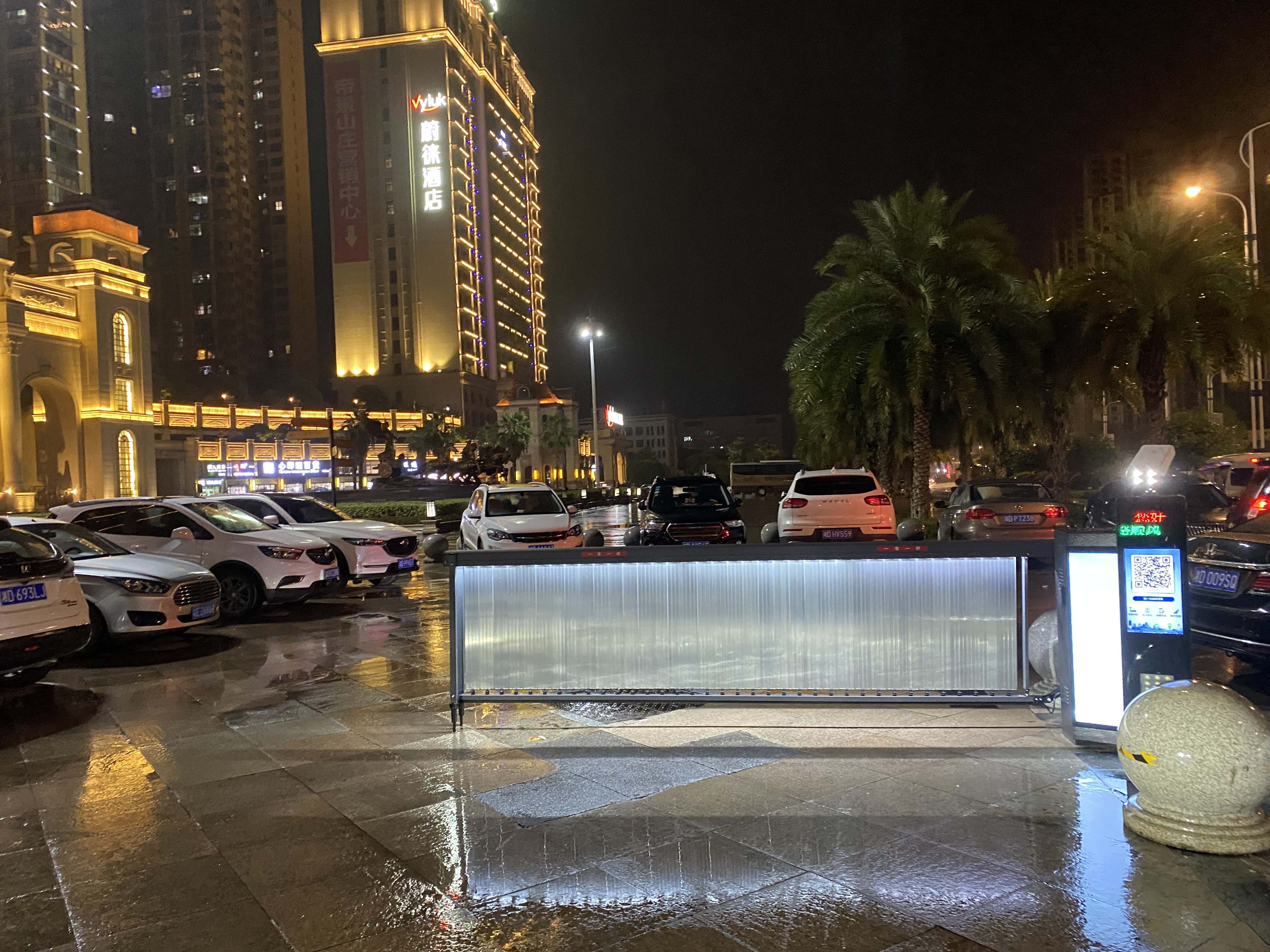 長沙雷隆智能科技有限公司,車牌識(shí)別系統(tǒng),停車收費(fèi)系統(tǒng),車牌識(shí)別一體機(jī),智能通道閘,湖南車牌識(shí)別道閘系統(tǒng),人行通道閘,智能道閘